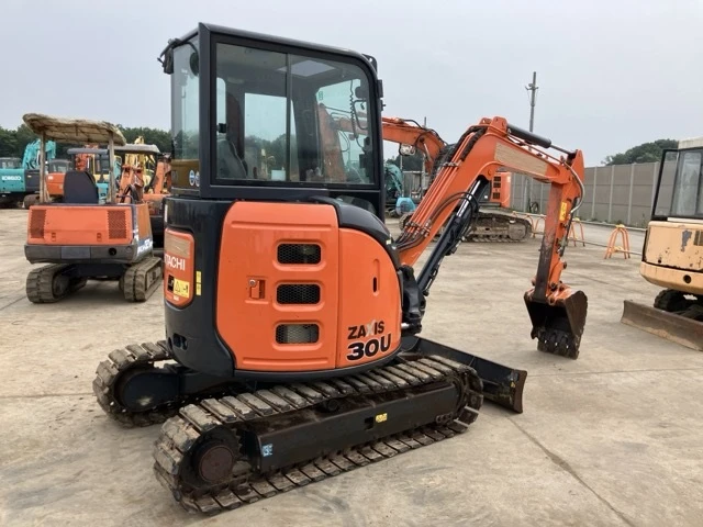 Багер Hitachi ZX30U-5A * КЛИМАТИК * ЛИНИЯ * ОЧАКВАН 30.10.2026!!, снимка 4 - Индустриална техника - 55204696