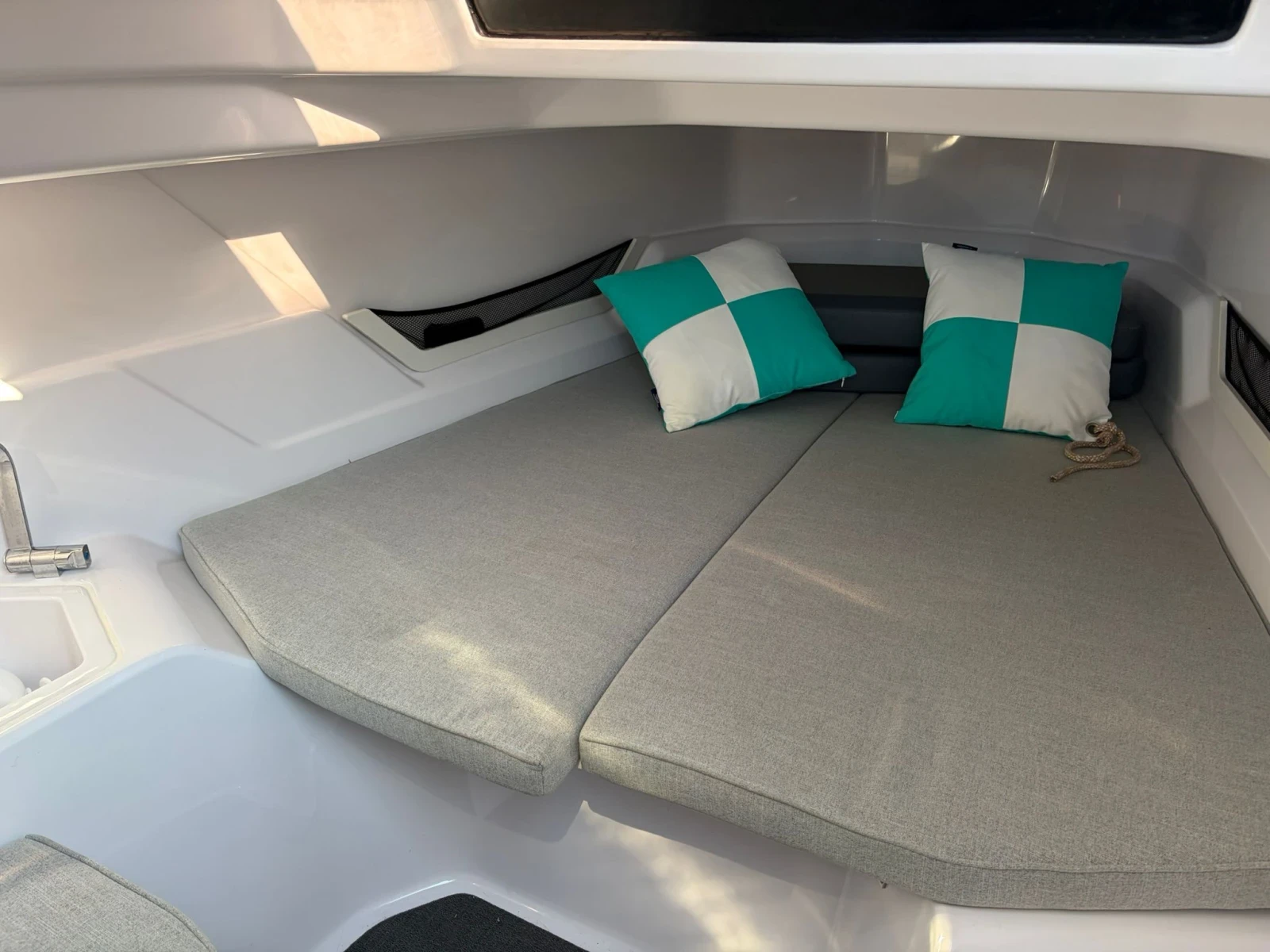 Моторна яхта Axopar Cross top 25 в ГАРАНЦИЯ!!! - изображение 7