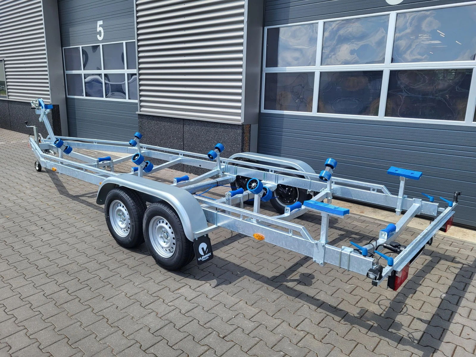 За автомобил Vlemmix BOAT TRAILER 780