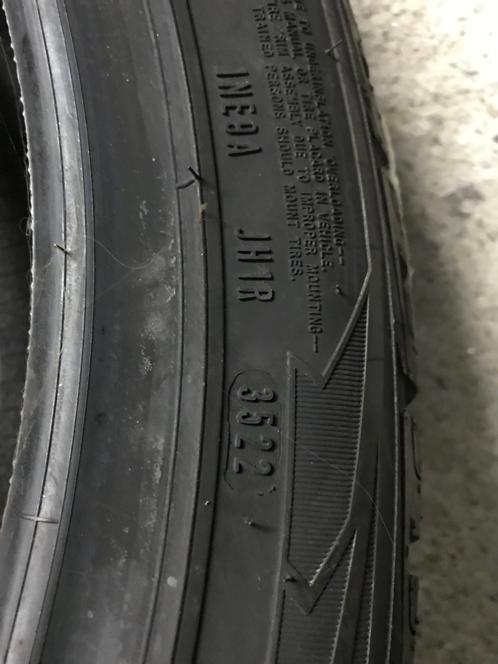  235/45R20 | Mobile.bg   3