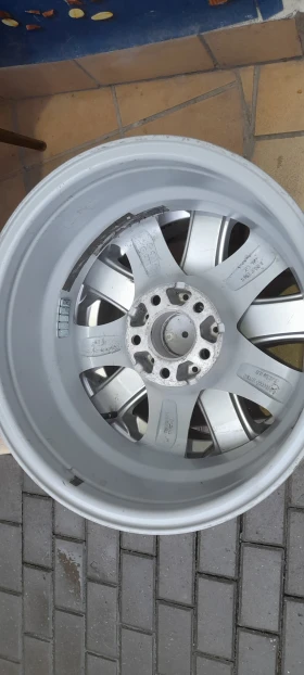 ������ | Mobile.bg � ����� ������ 4