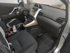 Toyota Corolla verso, снимка 8