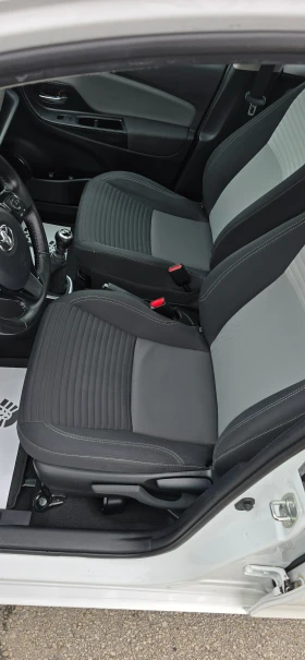 Toyota Yaris 1.5 4 цилиндъра, снимка 15