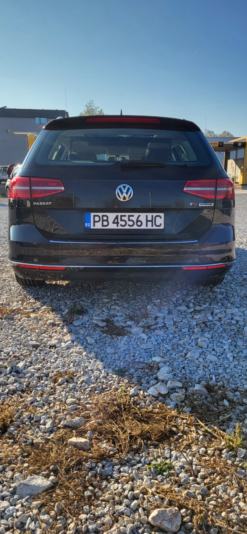 VW Passat, снимка 4 - Автомобили и джипове - 48001728