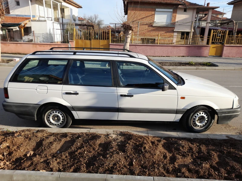 VW Passat 1993, снимка 4 - Автомобили и джипове - 48622230