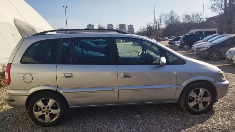 Opel Zafira, снимка 3 - Автомобили и джипове - 49143524