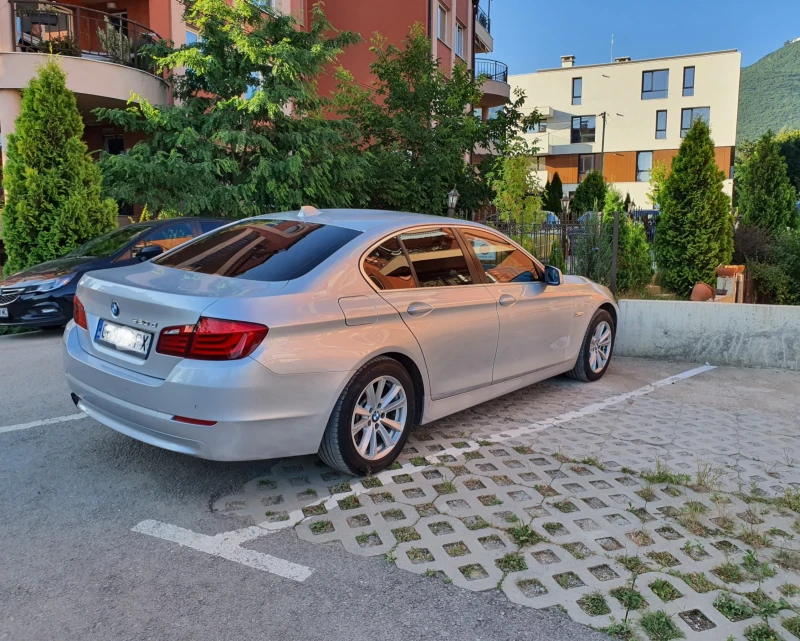 BMW 520, снимка 4 - Автомобили и джипове - 49145607