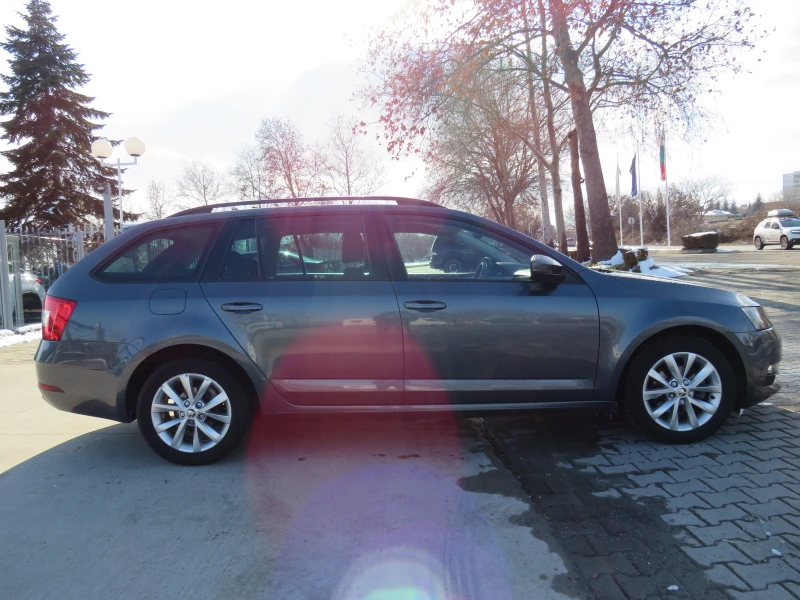 Skoda Octavia * * * DSG 1.6TDI NAVI DISTRONIC РЕГИСТРИРАН* * * , снимка 4 - Автомобили и джипове - 49206141