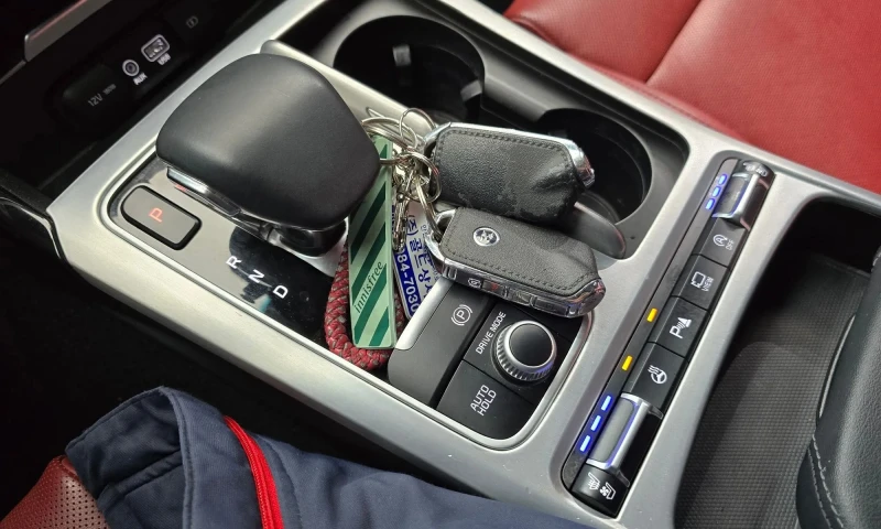 Kia Stinger 2.0 Turbo Awd Platinum, снимка 7 - Автомобили и джипове - 51330522