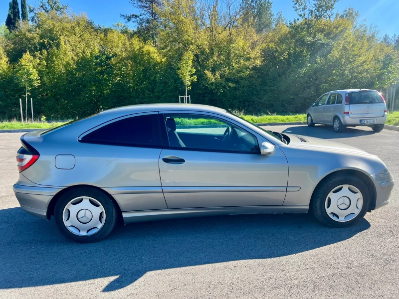 Mercedes-Benz C 220 CDI Sport Coupe (150 к.с.), снимка 3 - Автомобили и джипове - 52415967