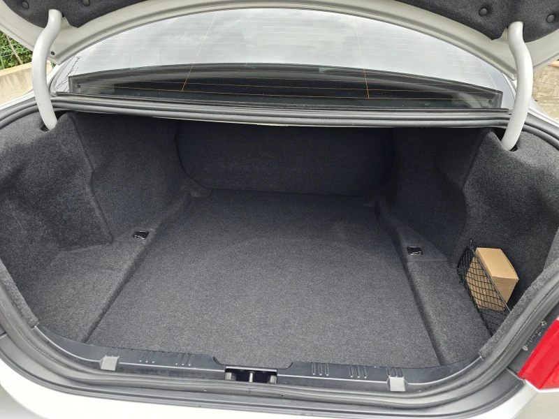 BMW 530 Реални км!, снимка 16 - Автомобили и джипове - 52542831