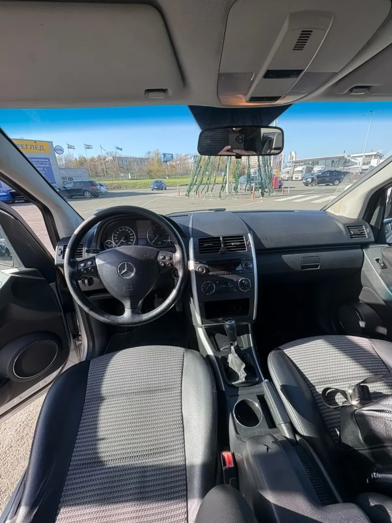 Mercedes-Benz A 180, снимка 4 - Автомобили и джипове - 52518700