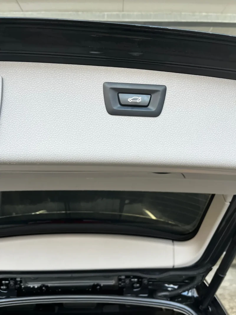 BMW 316 2.0D B47 F31 Facelift Sport line EU 6 FULL LED, снимка 12 - Автомобили и джипове - 52747181