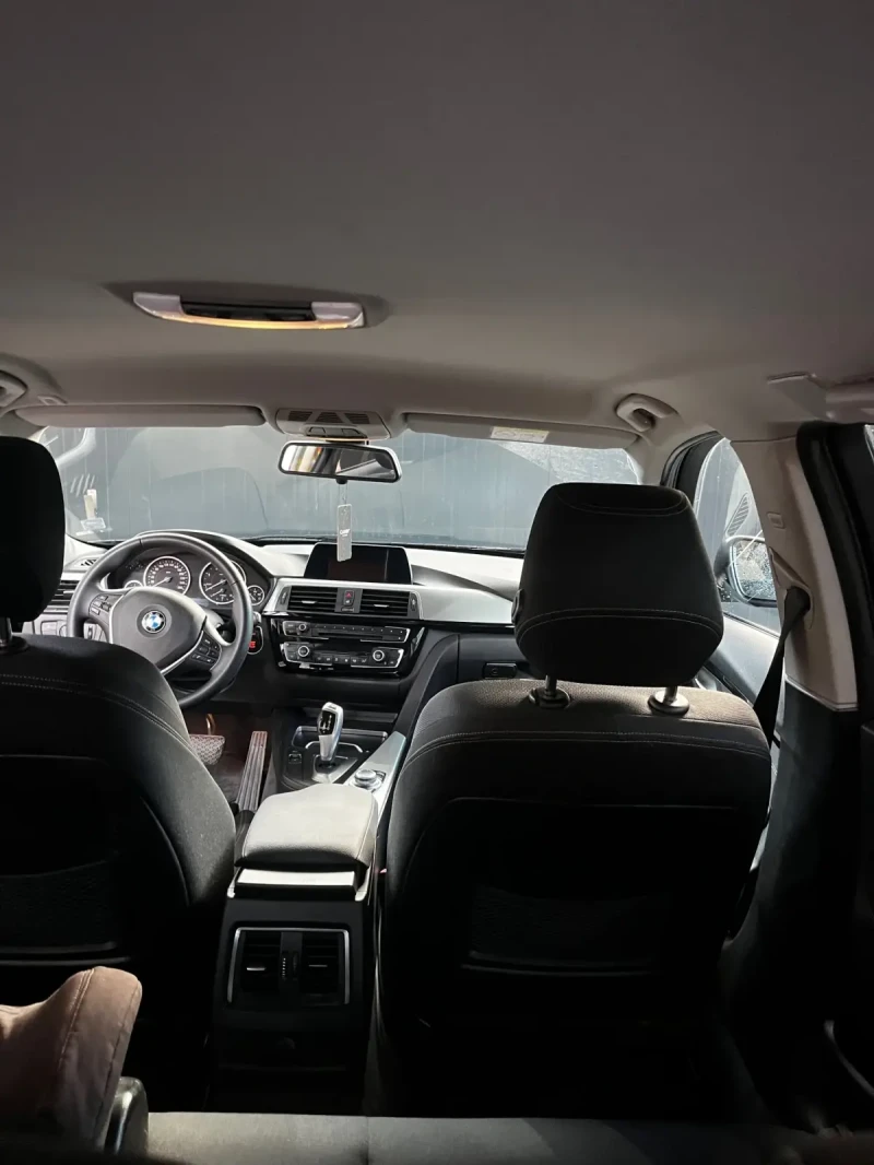 BMW 316 2.0D B47 F31 Facelift Sport line EU 6 FULL LED, снимка 10 - Автомобили и джипове - 52747181