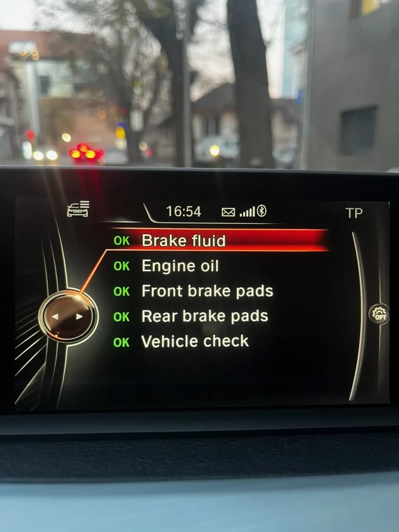 BMW 316 2.0D B47 F31 Facelift Sport line EU 6 FULL LED, снимка 8 - Автомобили и джипове - 52747181