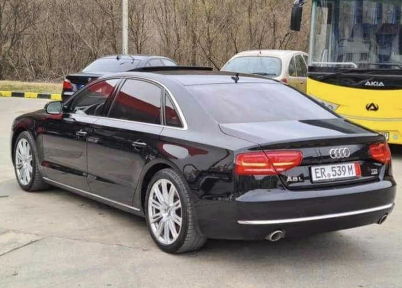 Audi A8, снимка 2 - Автомобили и джипове - 52922943
