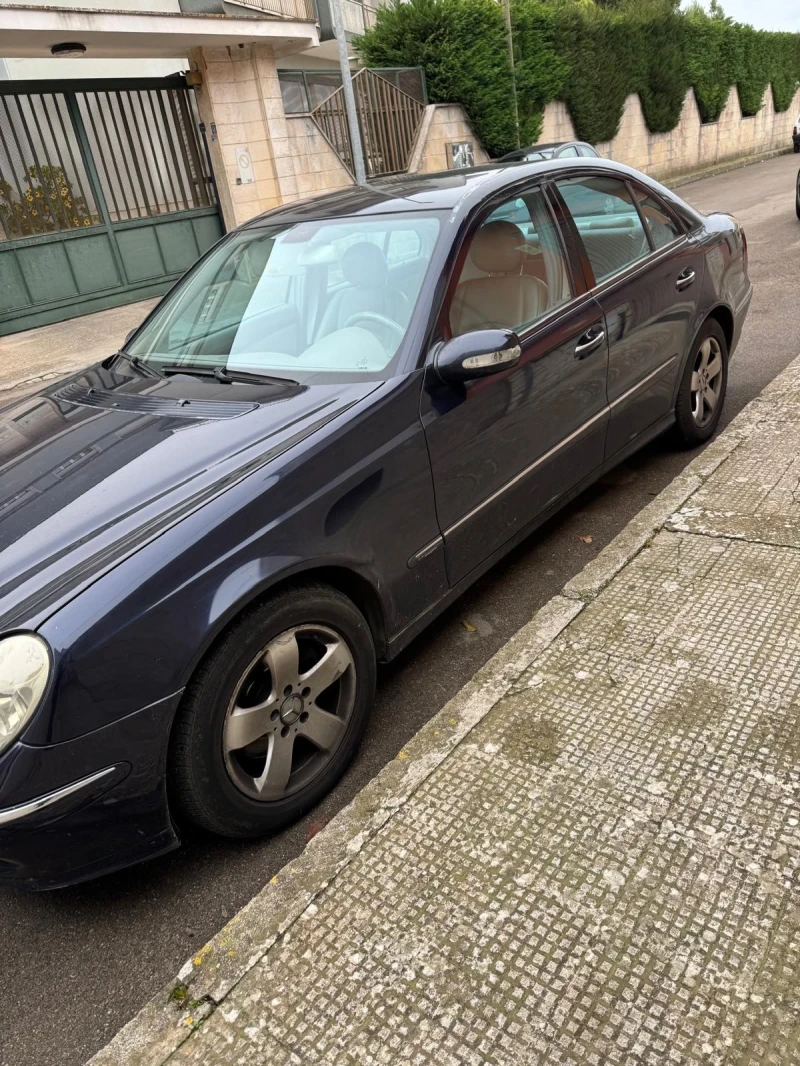 Mercedes-Benz E 270, снимка 2 - Автомобили и джипове - 53327018