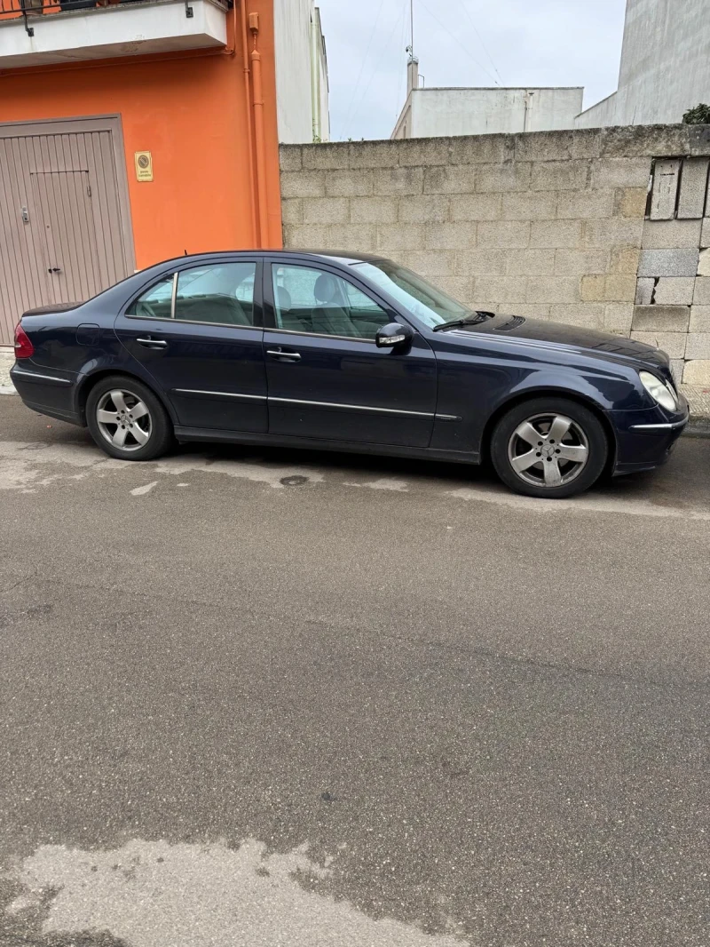 Mercedes-Benz E 270, снимка 3 - Автомобили и джипове - 53327018