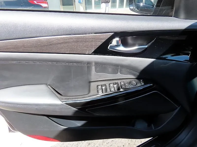 Kia K7 2.5 Gdi Prestige, снимка 11 - Автомобили и джипове - 55000223