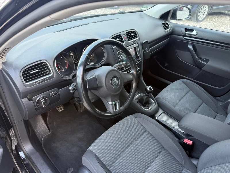 VW Golf Variant 1.6 TDI, снимка 7 - Автомобили и джипове - 55985205