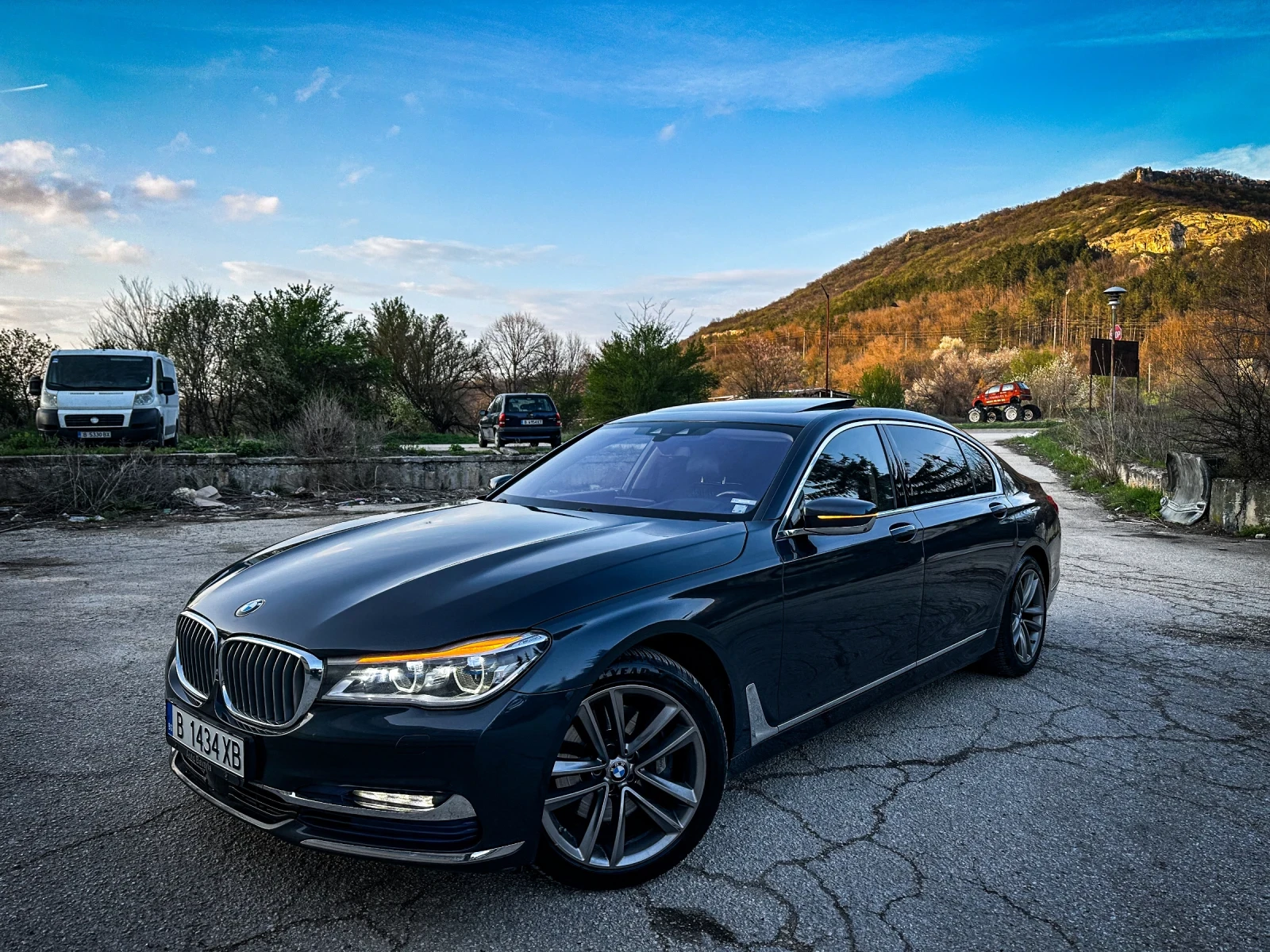 BMW 740 Xdrive= Business Class= Laser Lights= Full Extras, снимка 1