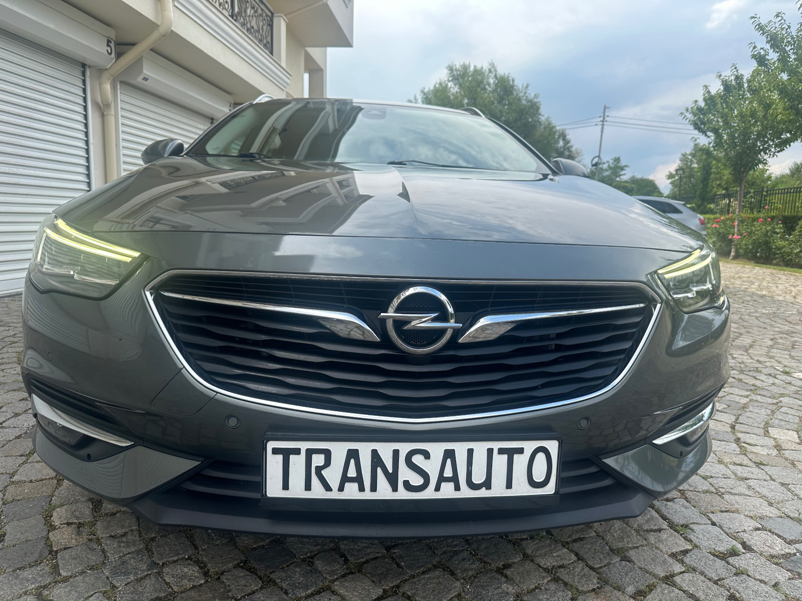 Opel Insignia Sports Tourer 2.0CDTI 170ps LED HeadUp 6-speed  - изображение 2