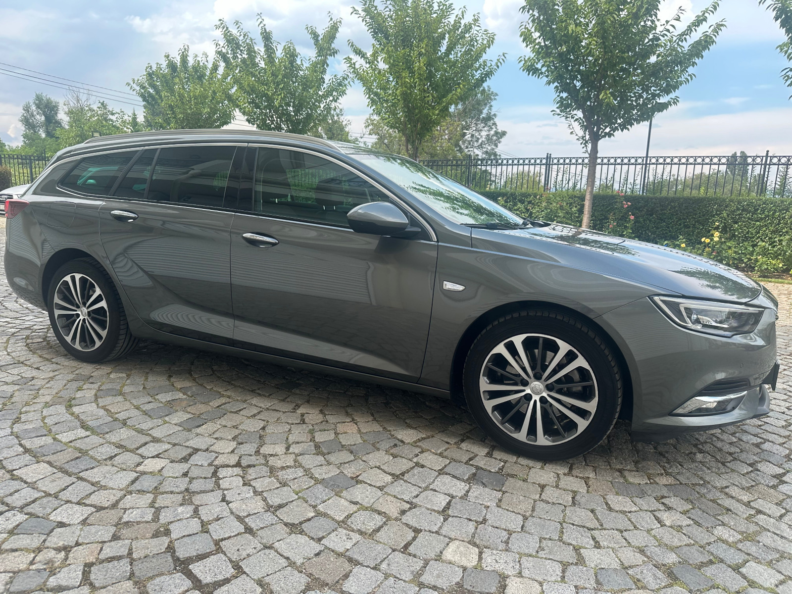 Opel Insignia Sports Tourer 2.0CDTI 170ps LED HeadUp 6-speed  - изображение 5