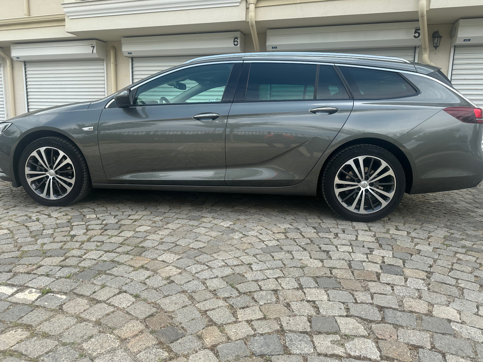 Opel Insignia Sports Tourer 2.0CDTI 170ps LED HeadUp 6-speed  - изображение 9