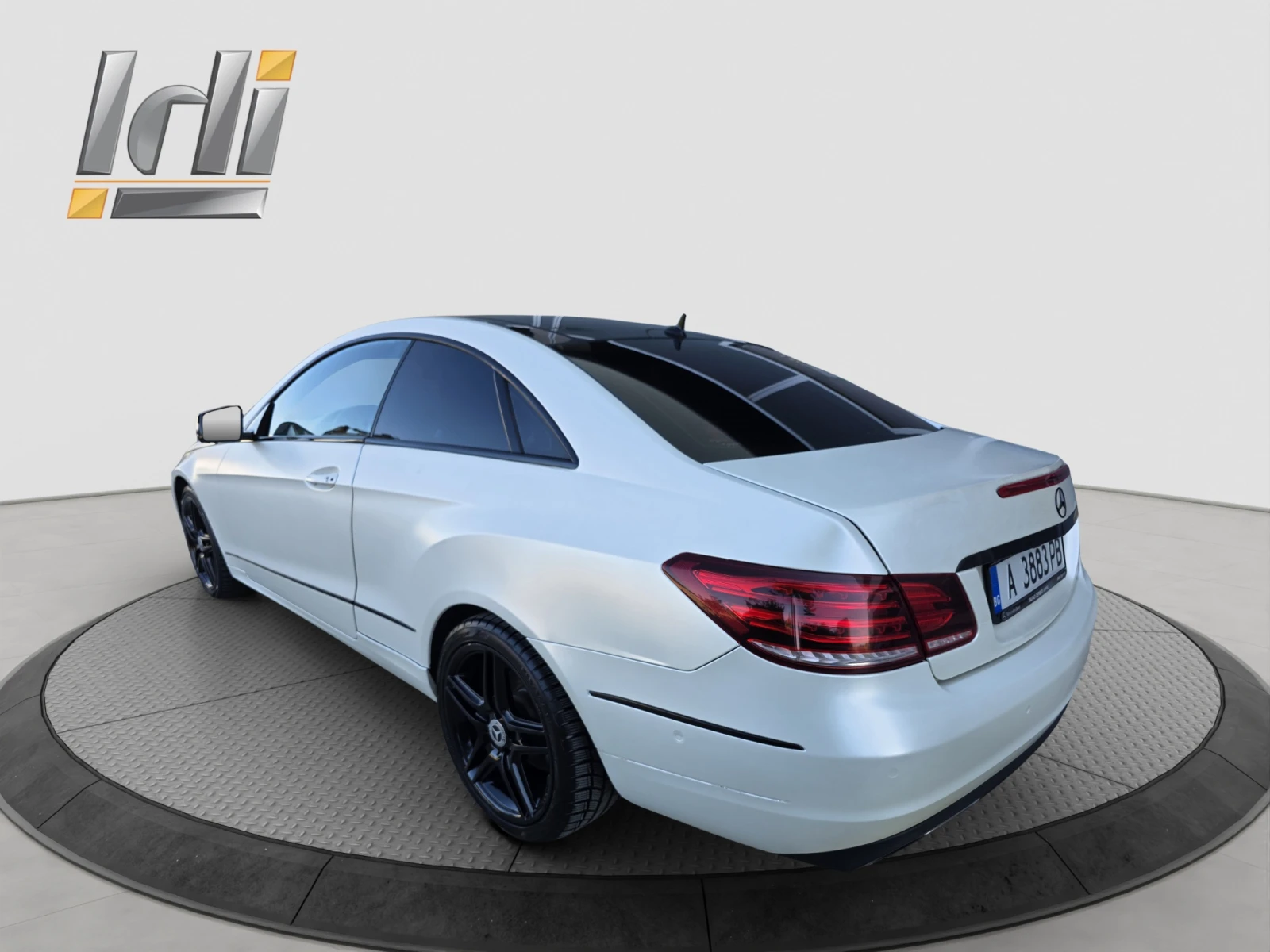 Mercedes-Benz E 350 Bluetec 9G tronic - изображение 4
