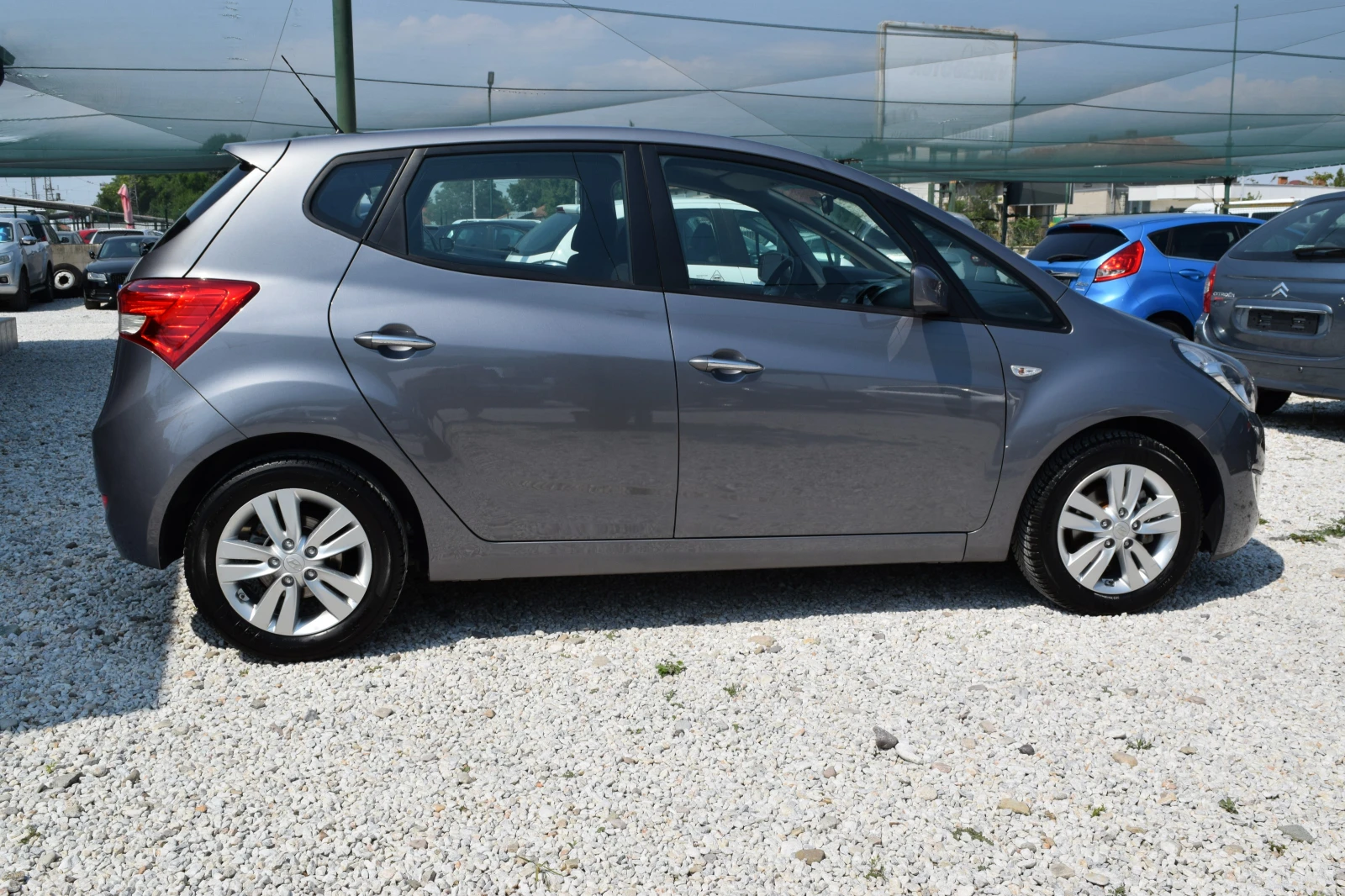 Hyundai Ix20 1.4 CRDI* 90 kc* 6 скорости* Euro5B - изображение 8