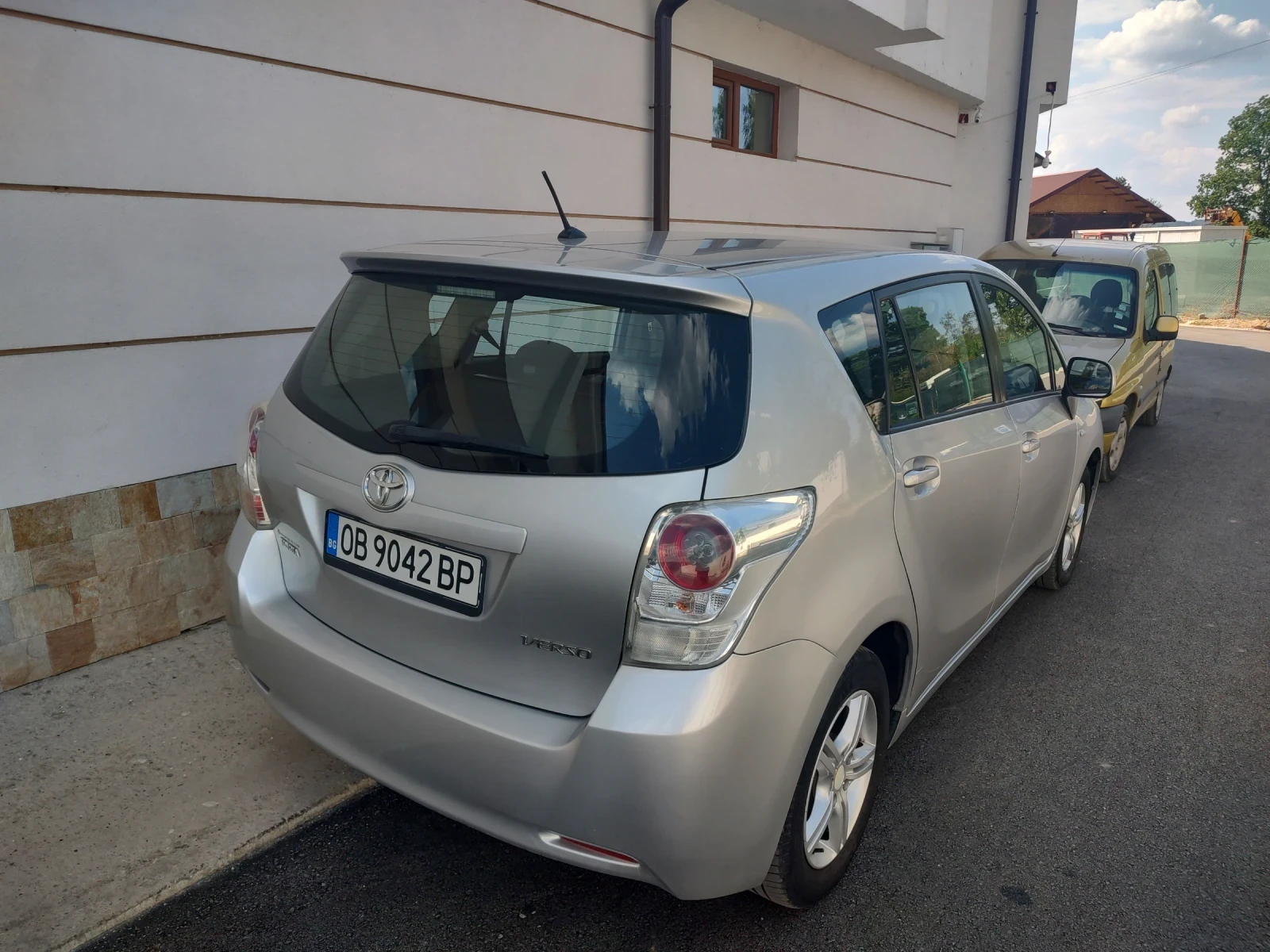 Toyota Corolla verso  - изображение 4