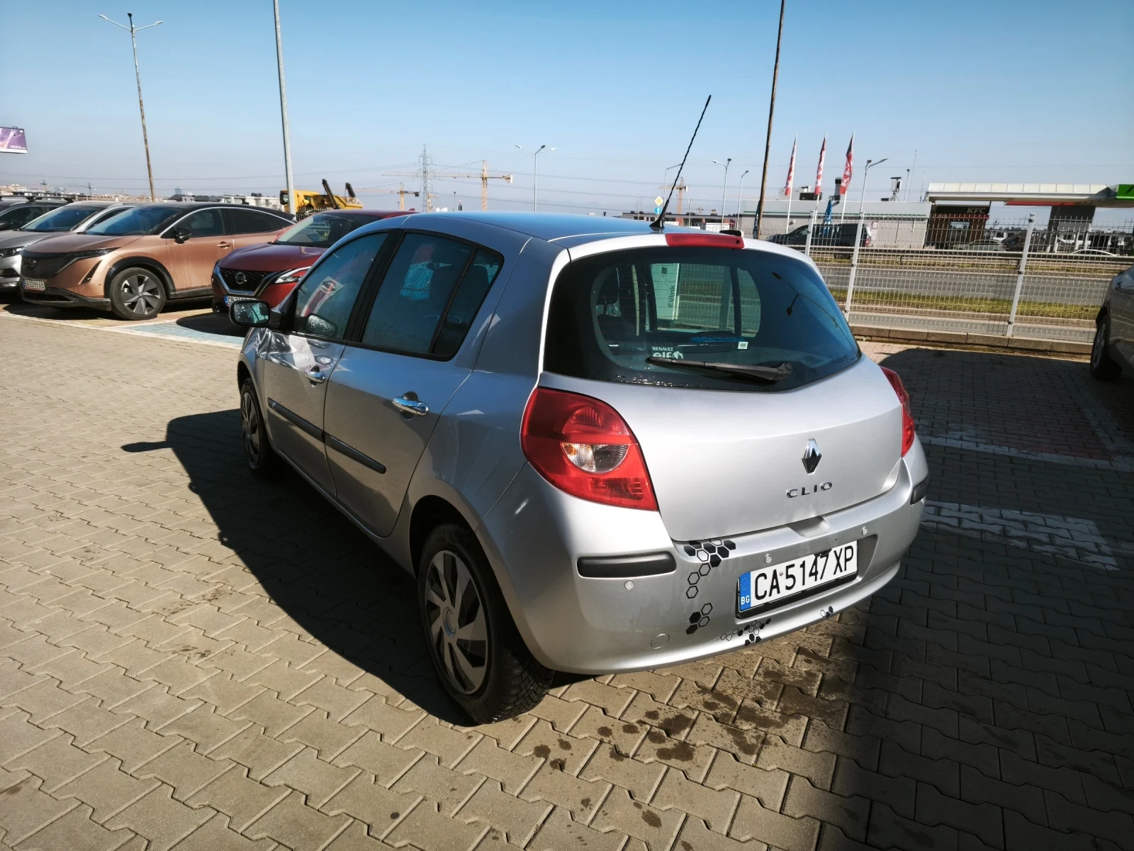 Renault Clio 1.6 16V, снимка 4 - Автомобили и джипове - 53842893