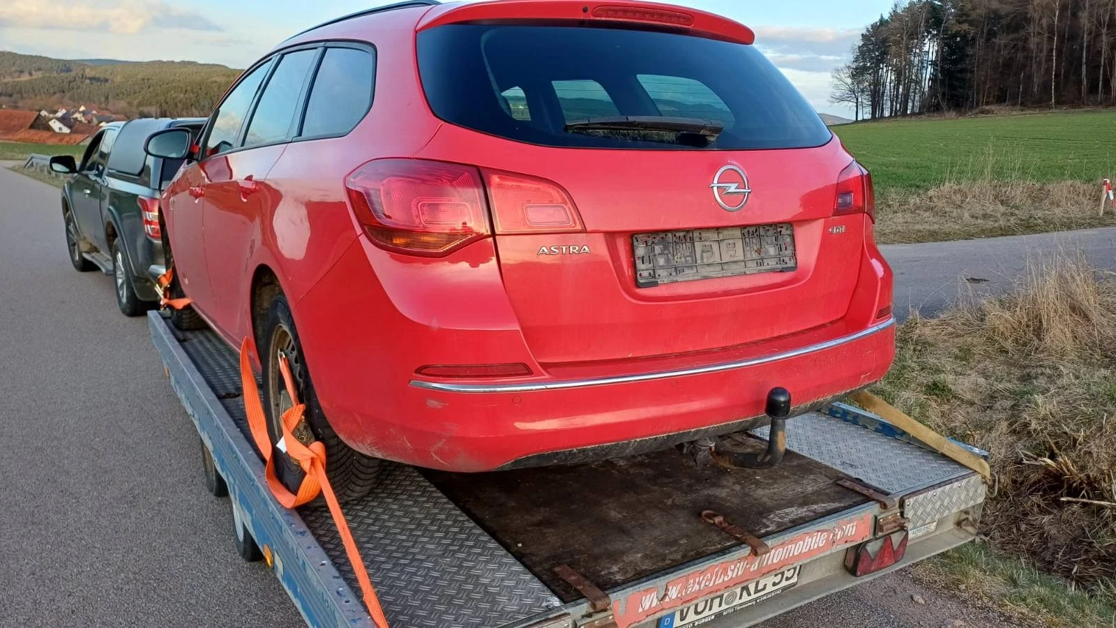 Opel Astra Astra j, снимка 4 - Автомобили и джипове - 53992231