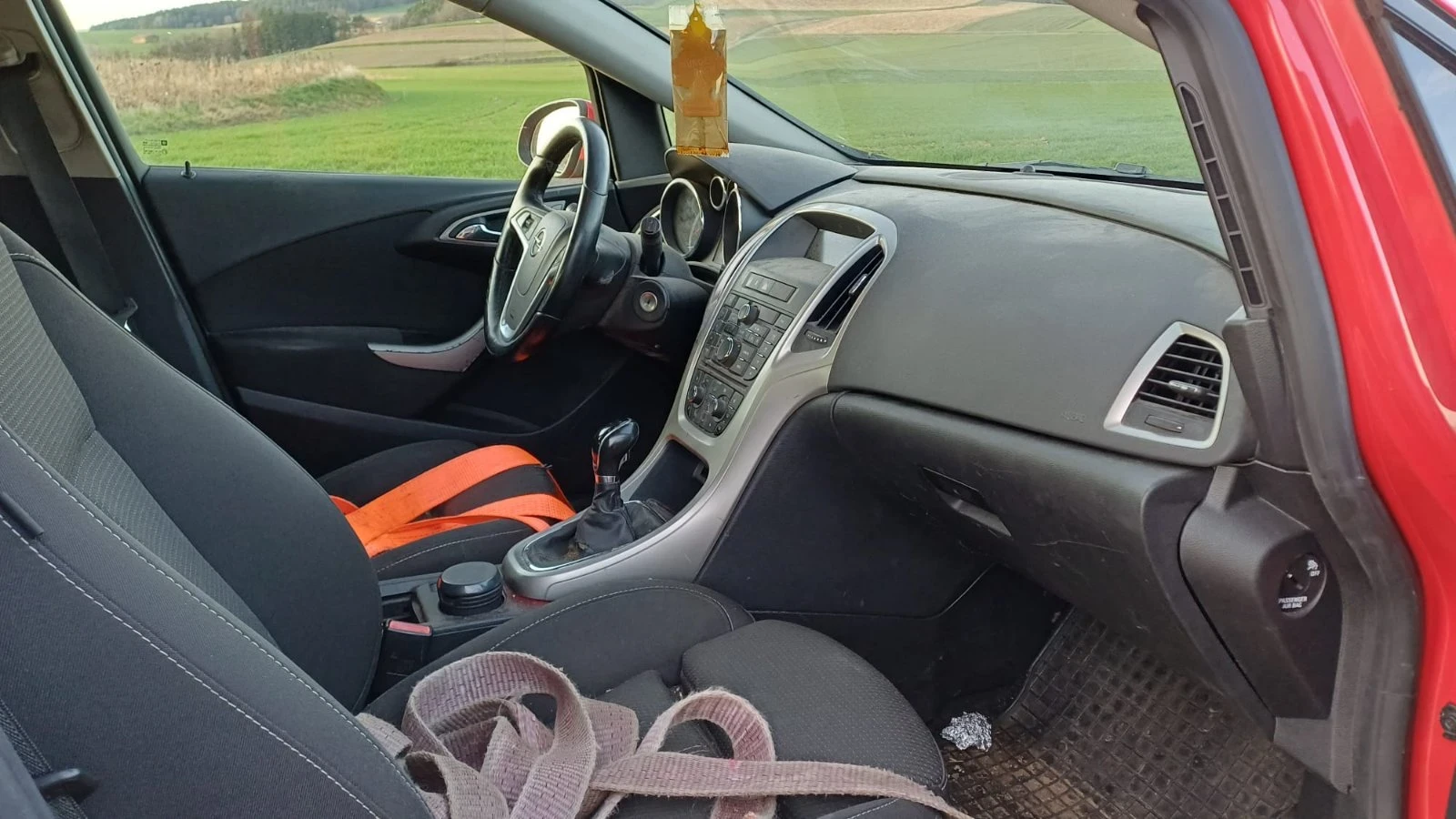Opel Astra Astra j, снимка 2 - Автомобили и джипове - 53992231