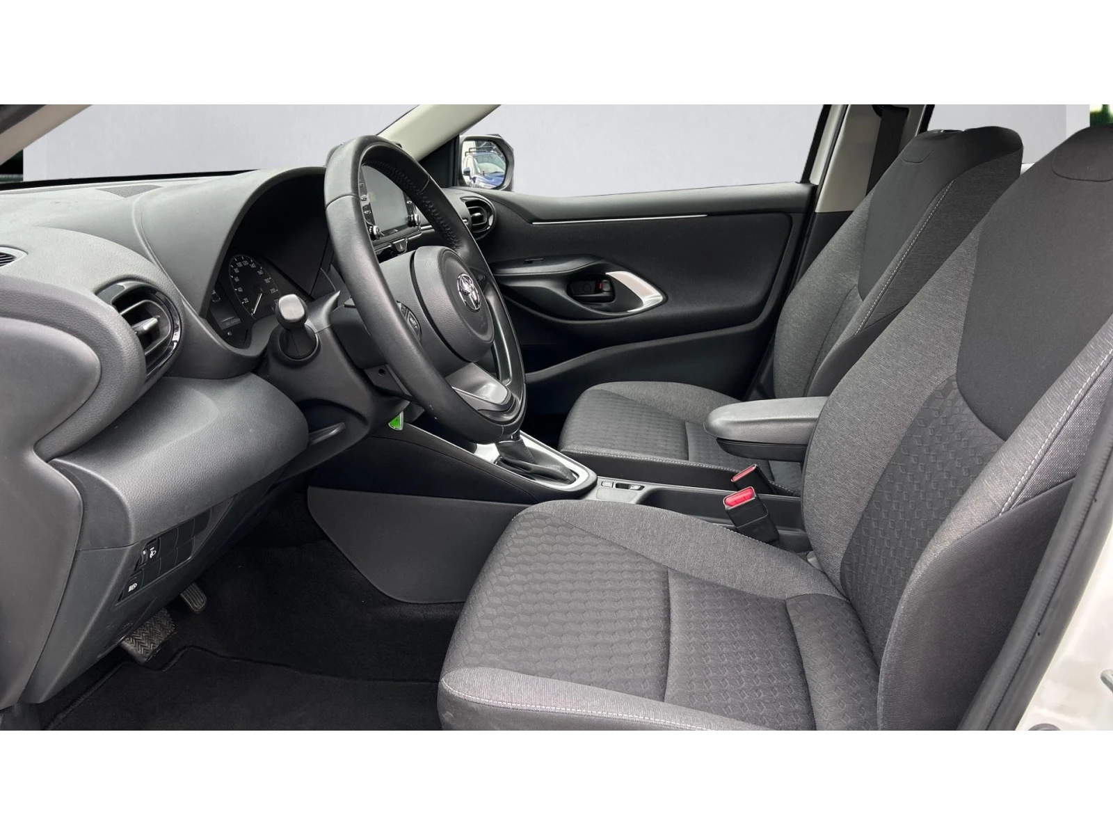 Toyota Yaris Месечна вноска от 225  , снимка 9 - Автомобили и джипове - 54055806