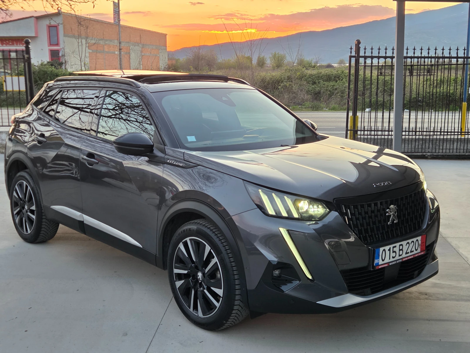 Peugeot 2008 1.5 HDI* GT-LINE* PANORAMA* PAMET* FACOL* 