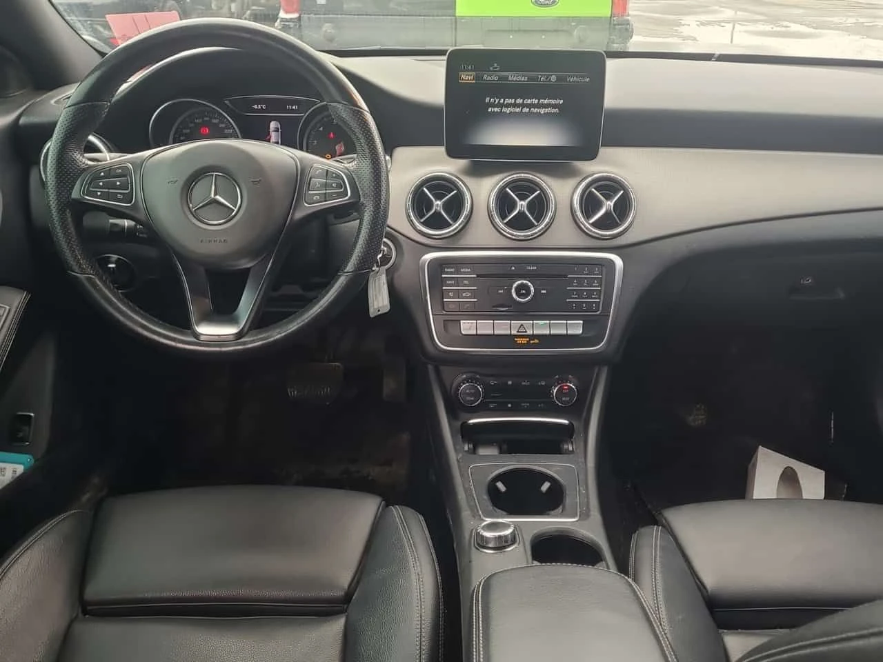 Mercedes-Benz CLA 250  | PANO | MEMORY | HEATED SEATS | , снимка 9 - Автомобили и джипове - 54110197
