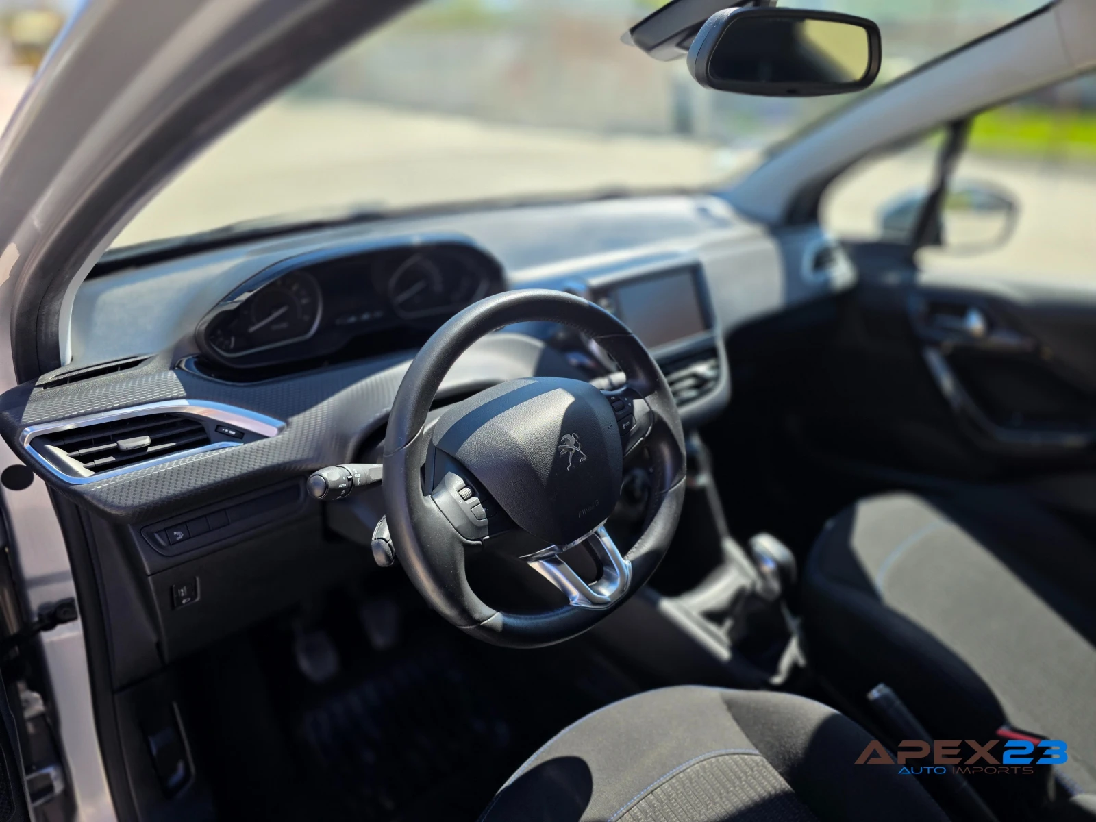 Peugeot 208 Style, 1.2cc, Vti, снимка 10 - Автомобили и джипове - 54127346