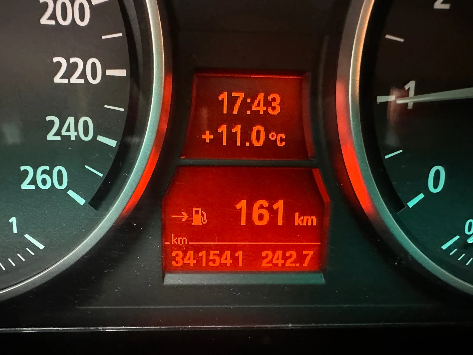 BMW 330 330i, снимка 8 - Автомобили и джипове - 55106131