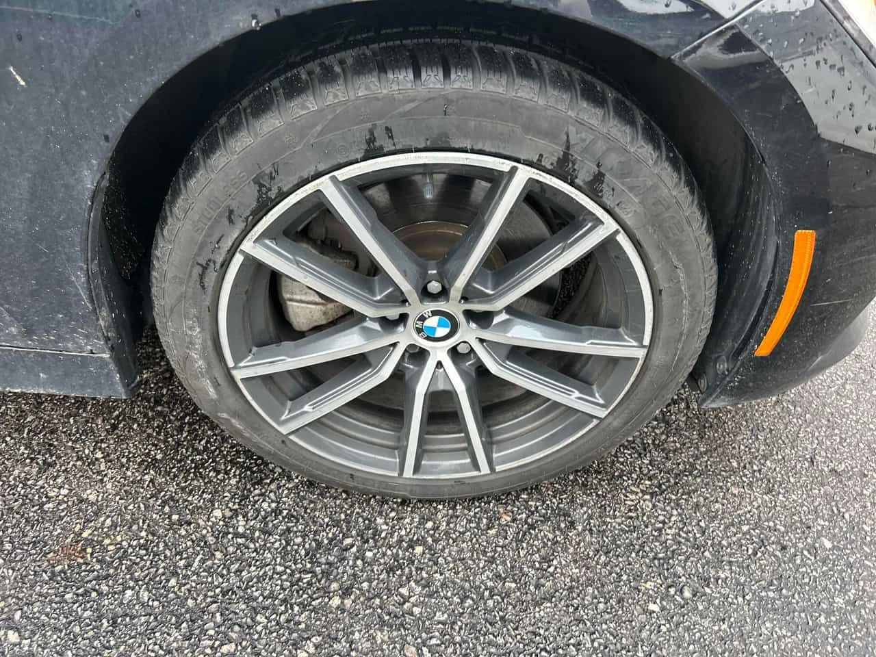 BMW 330 * 330i xDrive * CARFAX * ЦЕНА ДО БГ, снимка 9 - Автомобили и джипове - 54584850