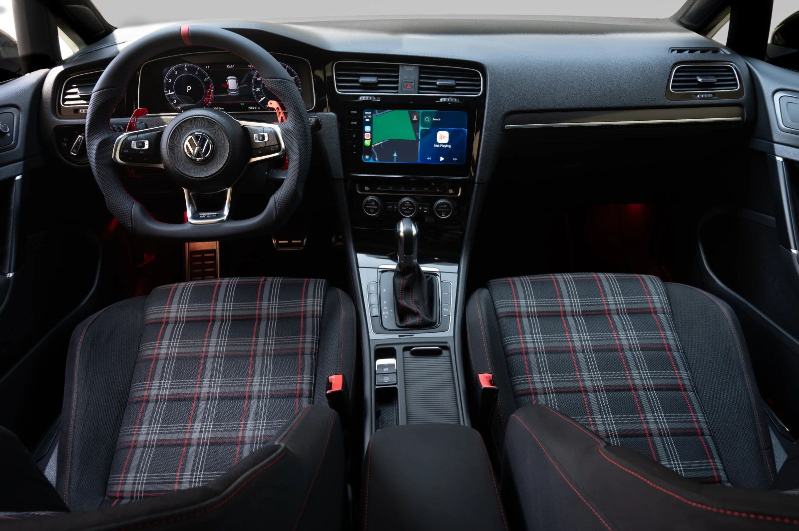 VW Golf GTI* 7.5* APR TUNING* ЛИЗИНГ* ГАРАНЦИЯ, снимка 9 - Автомобили и джипове - 54848678