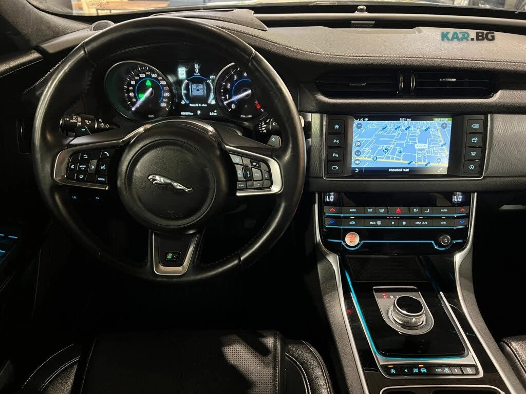 Jaguar Xf * 35T * R-SPORT * Автокредит * (Цена до България), снимка 13 - Автомобили и джипове - 55231473