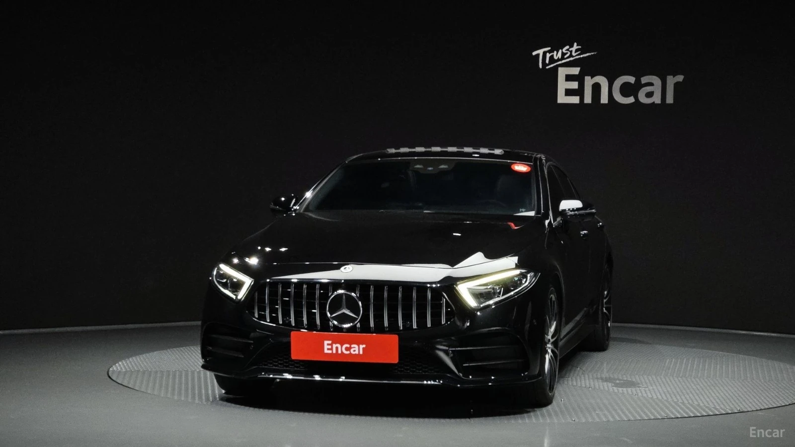 Mercedes-Benz CLS 400 d/4MAITC/AMG-LINE/BURMESTER/360CAMERA, снимка 2 - Автомобили и джипове - 55615298