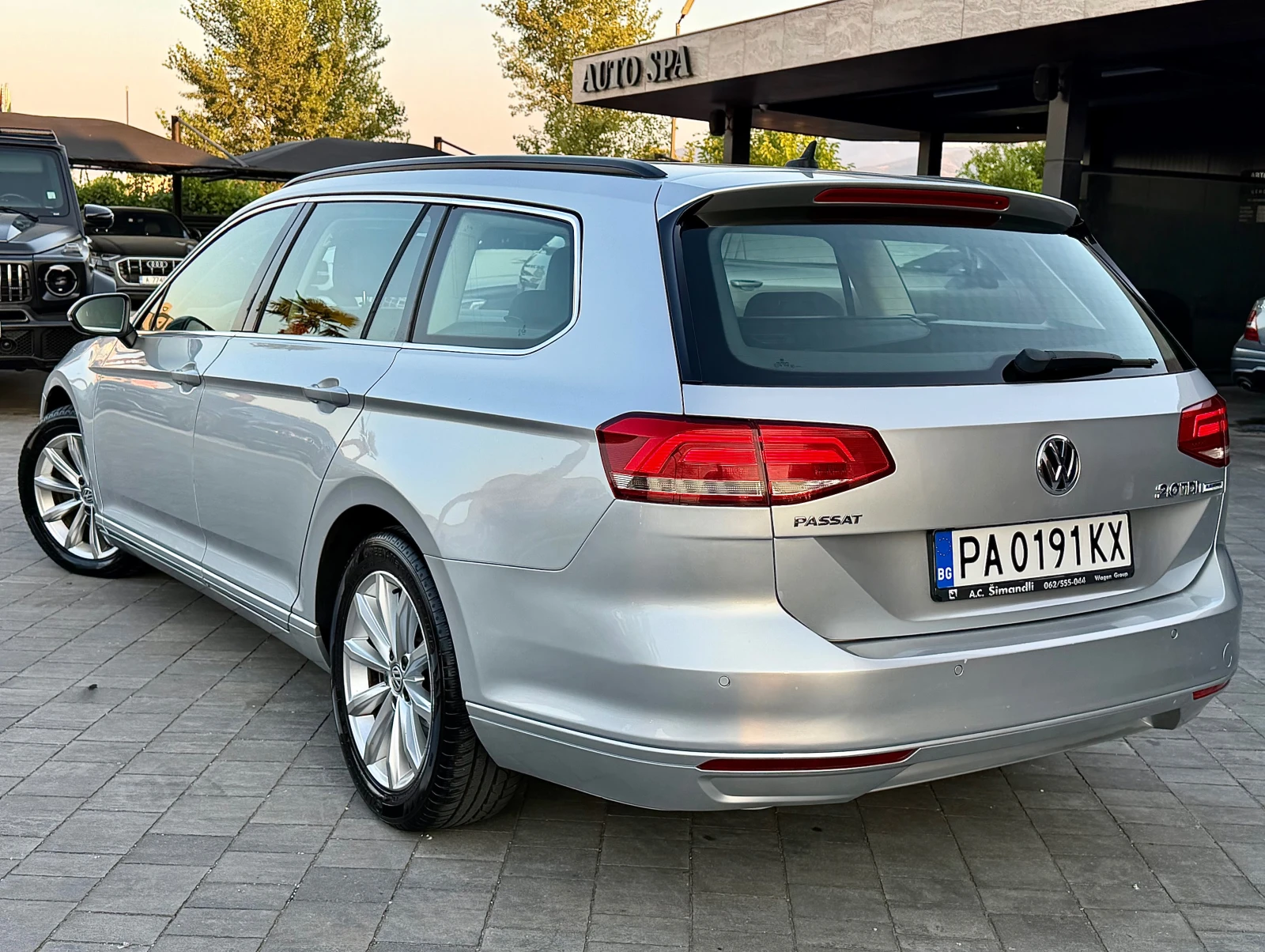 VW Passat 2.0TDI * DSG-AUTOMAT* DISTRONIC* , снимка 4 - Автомобили и джипове - 55743821