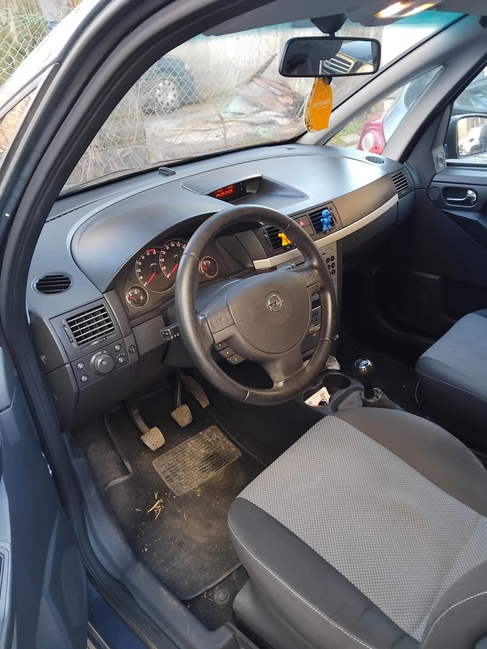 Opel Meriva 1.7cdti, снимка 8 - Автомобили и джипове - 55883601