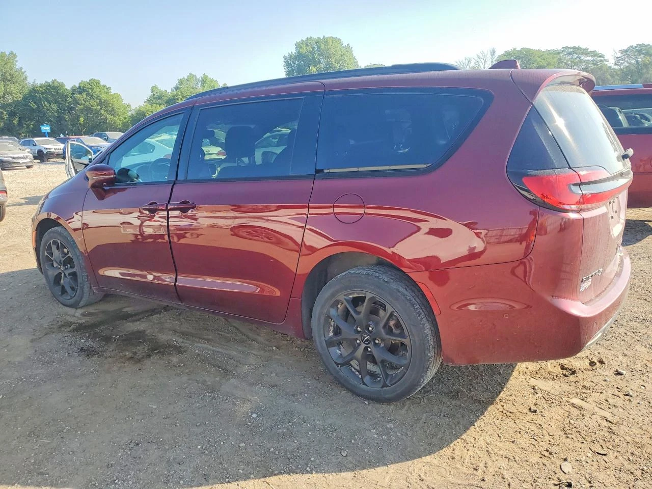 Chrysler Pacifica 3.6l Limited, снимка 2 - Автомобили и джипове - 55892221