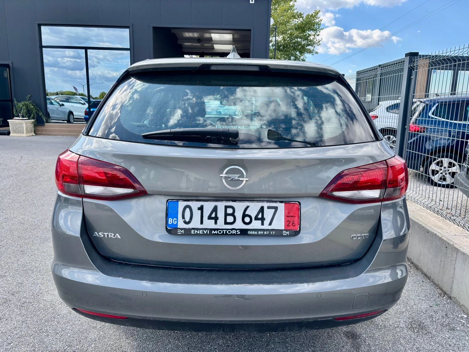 Opel Astra 1.6CDTI, снимка 5 - Автомобили и джипове - 56294087