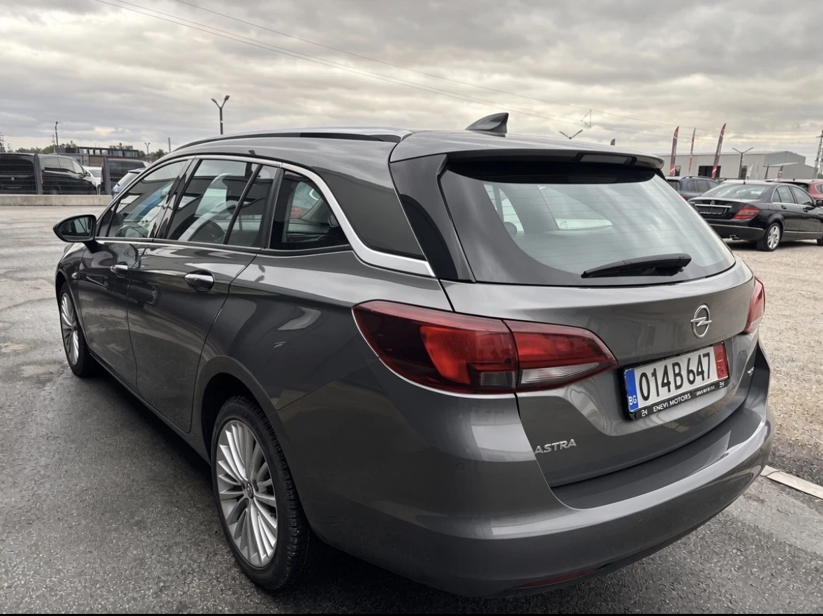 Opel Astra 1.6CDTI, снимка 4 - Автомобили и джипове - 56294087
