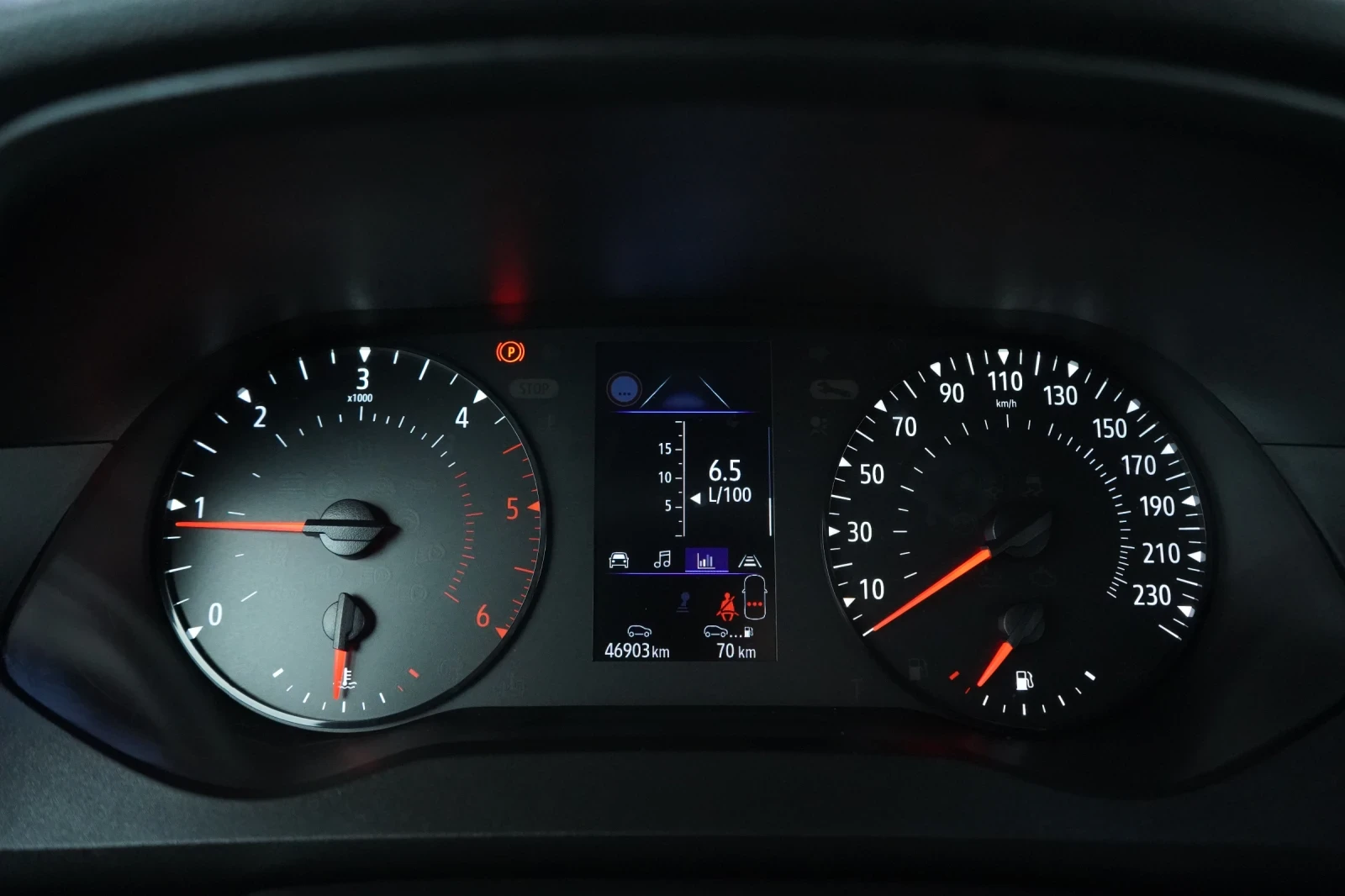 Renault Kangoo 1.5 DCI* CAMERA* KEYLESS* NAVI* ��������* CARPLAY | Mobile.bg � ����������� 9