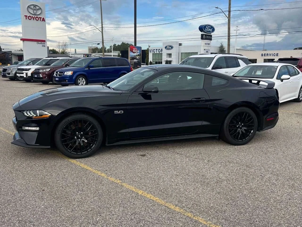 Ford Mustang, снимка 2 - Автомобили и джипове - 56690115